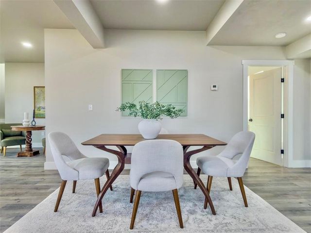 705 E Springer Avenue, Guthrie, OK 73044
