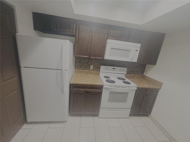 900 SW 62 BOULEVARD G37, Gainesville, FL 32607