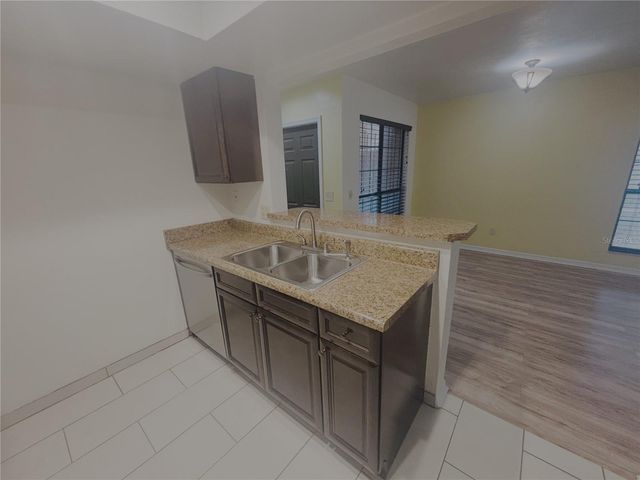 900 SW 62 BOULEVARD G37, Gainesville, FL 32607