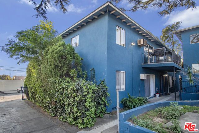 755 E Pine Street, Altadena, CA 91001