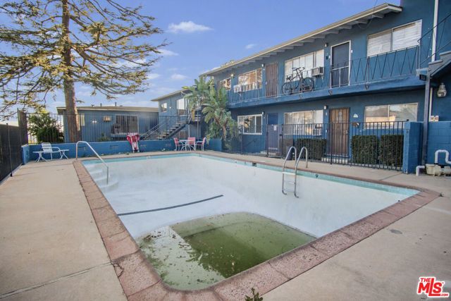 755 E Pine Street, Altadena, CA 91001