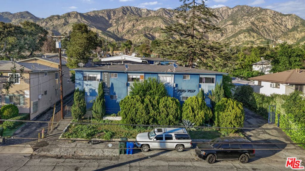 755 E Pine Street, Altadena, CA 91001