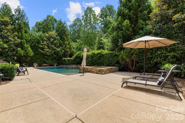 8703 Deakin Court, Waxhaw, NC 28173