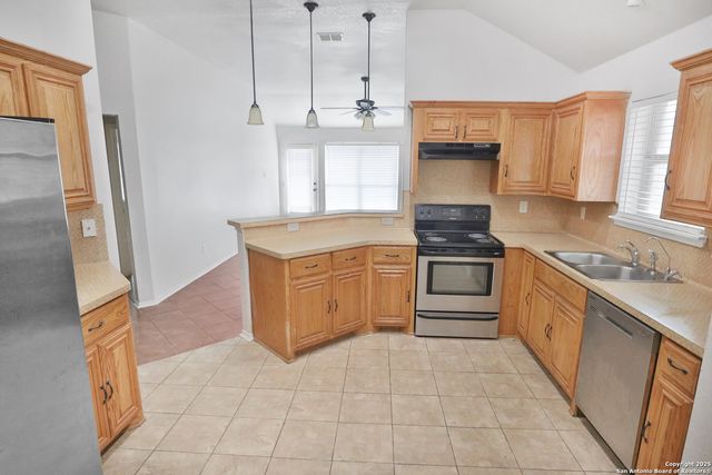 3834 Amber Chase, San Antonio, TX 78245
