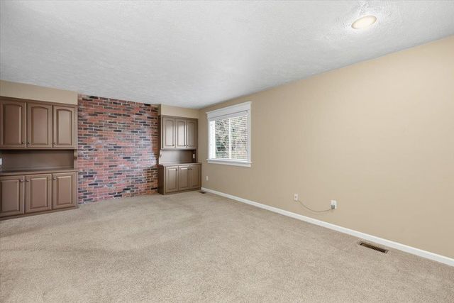 5118 S Pittsburg St, Spokane, WA 99223