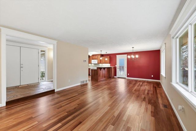 5118 S Pittsburg St, Spokane, WA 99223