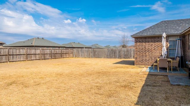 16 WHITETAIL Drive, Ward, AR 72176