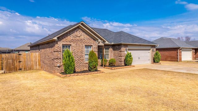 16 WHITETAIL Drive, Ward, AR 72176