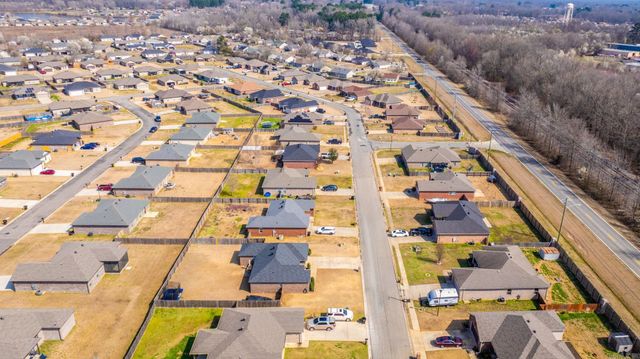 16 WHITETAIL Drive, Ward, AR 72176