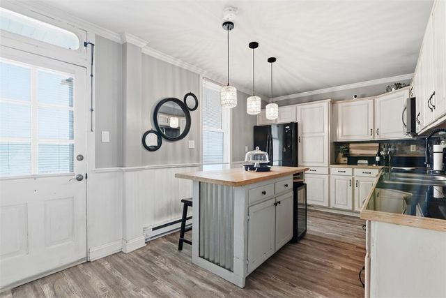 721 Lehigh Gap Street, Walnutport Boro, PA 18088