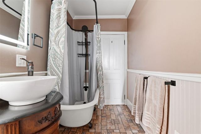 721 Lehigh Gap Street, Walnutport Boro, PA 18088