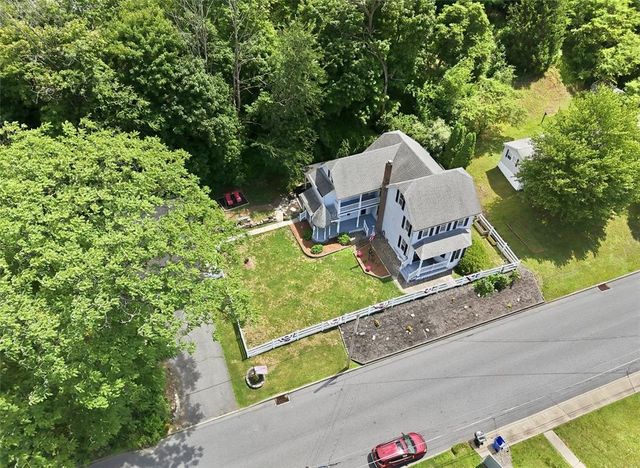 721 Lehigh Gap Street, Walnutport Boro, PA 18088