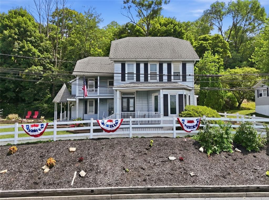 721 Lehigh Gap Street, Walnutport Boro, PA 18088