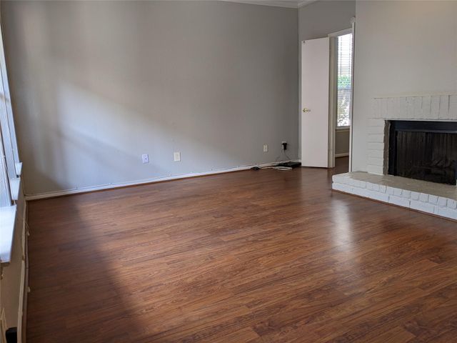 2100 Tanglewilde Street 241, Houston, TX 77063