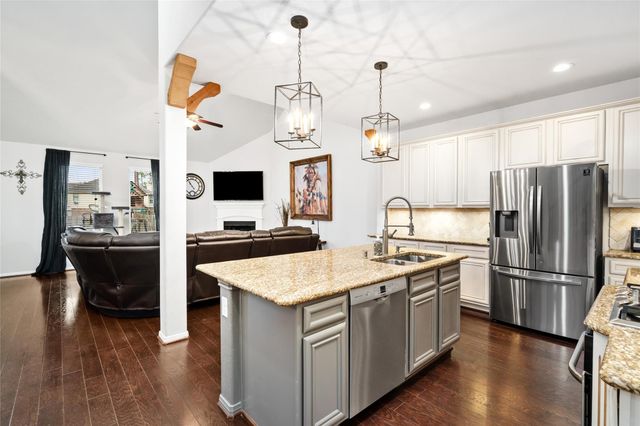 14104 N Crater Lake Court, Conroe, TX 77384