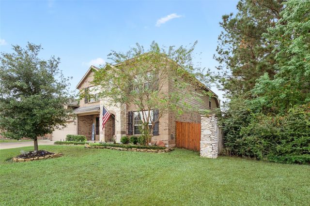14104 N Crater Lake Court, Conroe, TX 77384