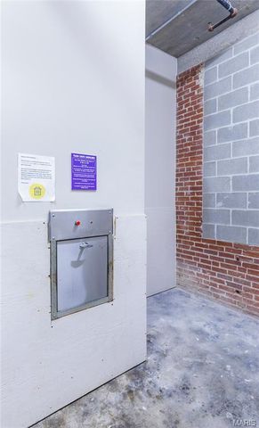 1511 Locust Street 404, St Louis, MO 63103