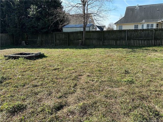 1034 Canter Lane, Hope Mills, NC 28348