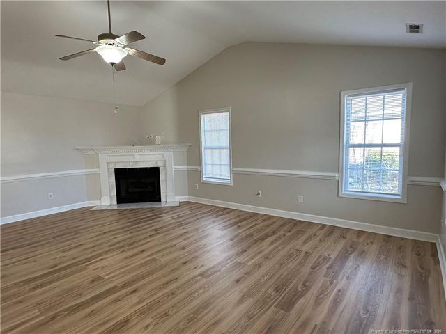 1034 Canter Lane, Hope Mills, NC 28348