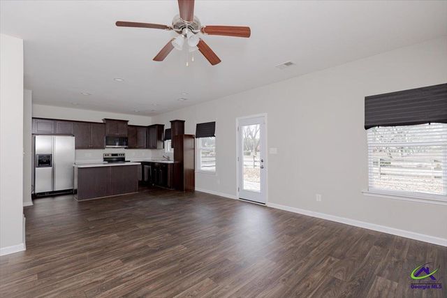 101 Poppy Lane, Byron, GA 31008