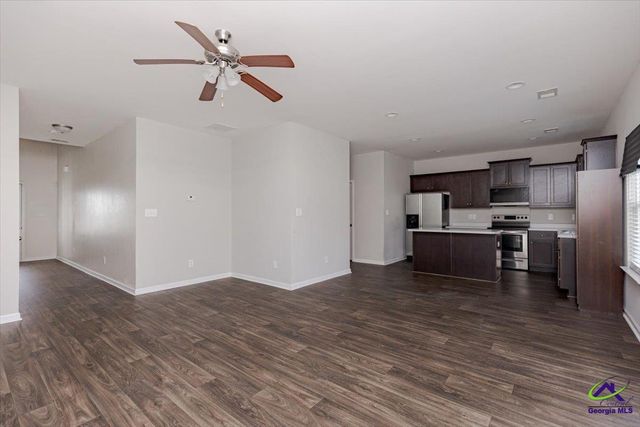 101 Poppy Lane, Byron, GA 31008