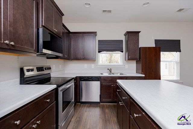 101 Poppy Lane, Byron, GA 31008