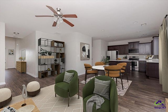 101 Poppy Lane, Byron, GA 31008