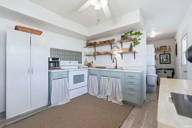 8 Turquoise Street, Huntington, IN 46750