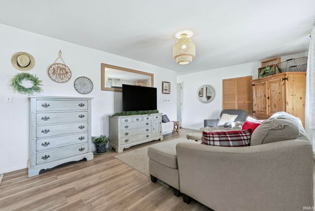 8 Turquoise Street, Huntington, IN 46750