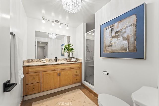 11928 Kiowa 105, Los Angeles, CA 90049