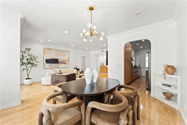 11928 Kiowa 105, Los Angeles, CA 90049