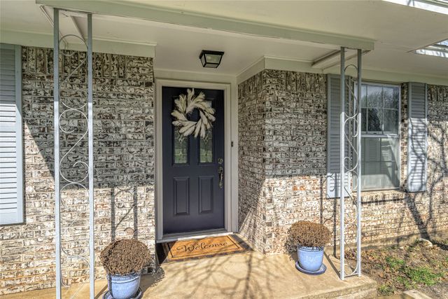 311 N Britton Street, Tom Bean, TX 75489