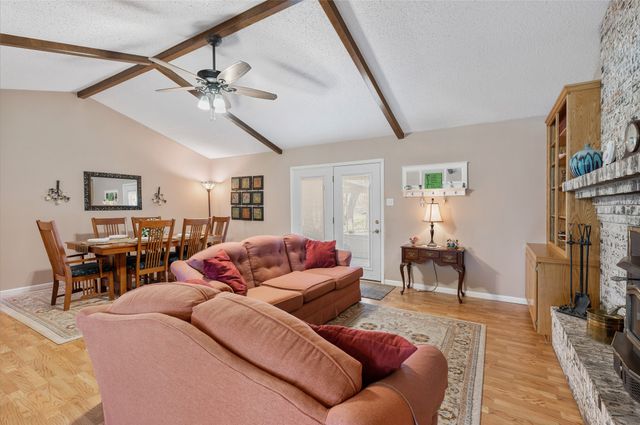 311 N Britton Street, Tom Bean, TX 75489