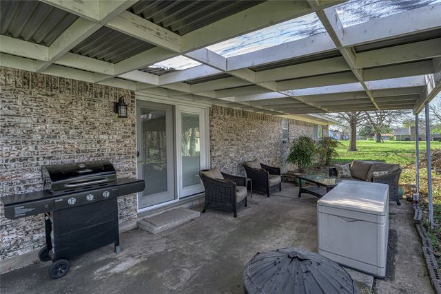 311 N Britton Street, Tom Bean, TX 75489