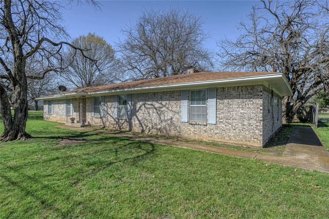 311 N Britton Street, Tom Bean, TX 75489