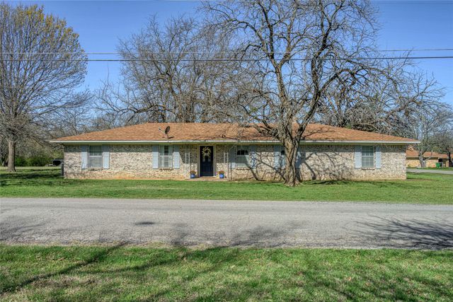 311 N Britton Street, Tom Bean, TX 75489