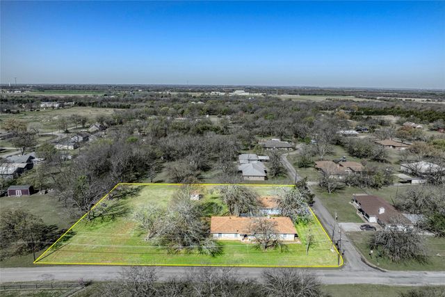 311 N Britton Street, Tom Bean, TX 75489