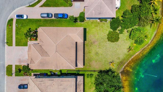 112 Ibisca Terrace, Royal Palm Beach, FL 33411