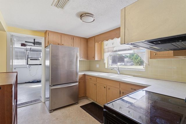 7608 REDCOAT AVENUE, Port Richey, FL 34668