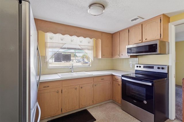 7608 REDCOAT AVENUE, Port Richey, FL 34668