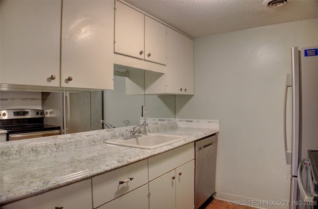 1502 S Boulder Avenue 18A, Tulsa, OK 74119