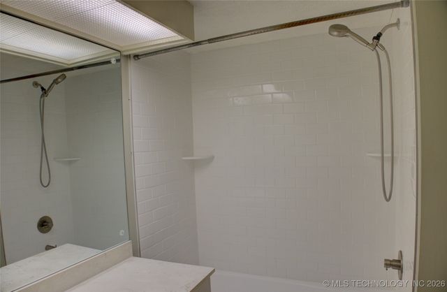 1502 S Boulder Avenue 18A, Tulsa, OK 74119