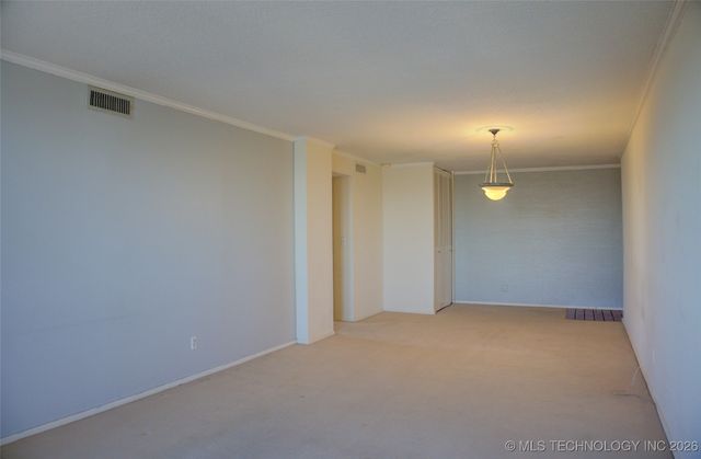 1502 S Boulder Avenue 18A, Tulsa, OK 74119