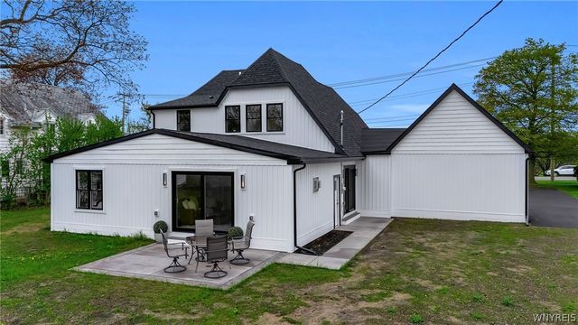 6736 Chestnut Ridge Road, Lockport Town, NY 14094