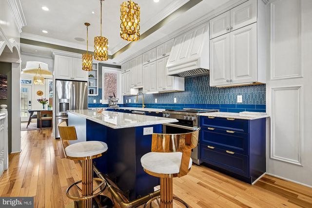 909 C ST NE, Washington, DC 20002