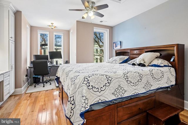 909 C ST NE, Washington, DC 20002