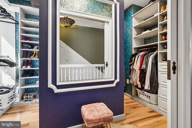 909 C ST NE, Washington, DC 20002