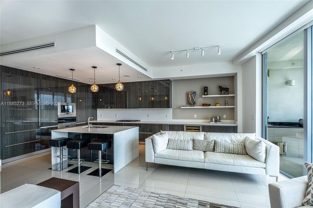 3250 NE 188th Street 603, Aventura, FL 33180