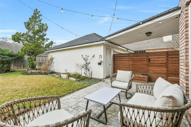 3234 Shadowleaf Drive, Houston, TX 77082