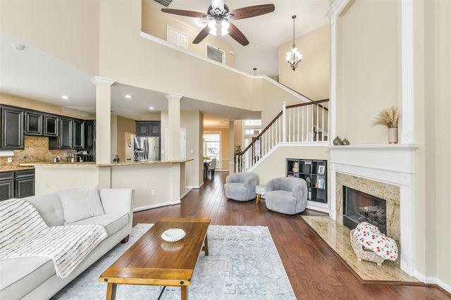 3234 Shadowleaf Drive, Houston, TX 77082